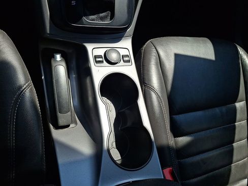 Used 2016 Ford Escape SE w/ SE Leather Comfort Package AWD/4WD image 24