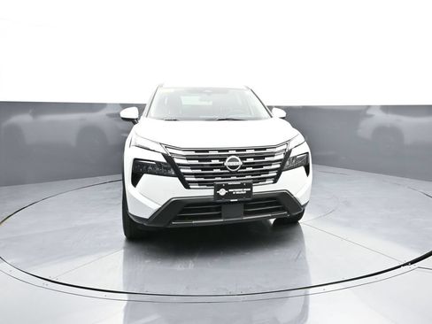 Used 2026 Nissan Rogue SV AWD/4WD image 6