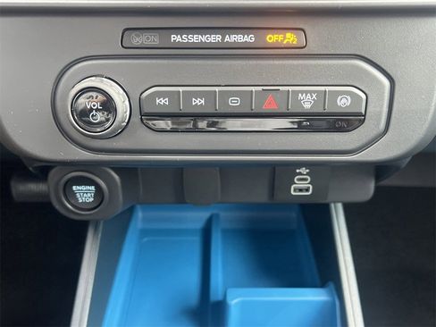 New 2026 Ford Maverick XLT image 6