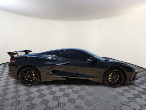 Used 2024 Chevrolet Corvette Stingray Preferred Conv w/ 2LT RWD image 5