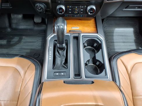 Used 2017 Ford F150 Limited AWD/4WD image 17