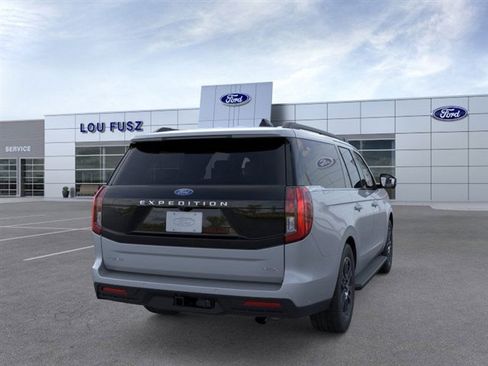 New 2025 Ford Expedition Max Active image 8