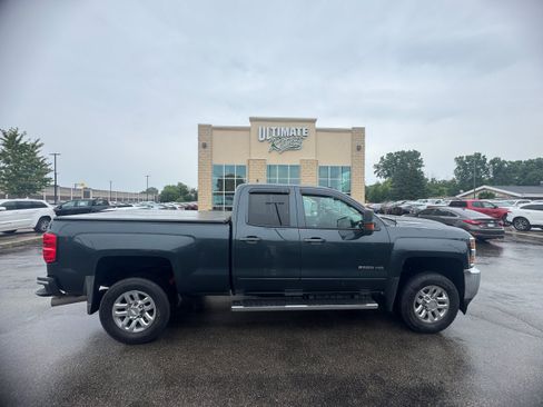 Used 2018 Chevrolet Silverado 2500 LT w/ LT Convenience Package AWD/4WD image 1