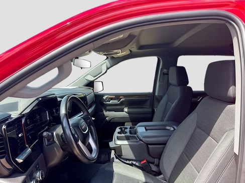 Used 2024 GMC Sierra 1500 Elevation image 10
