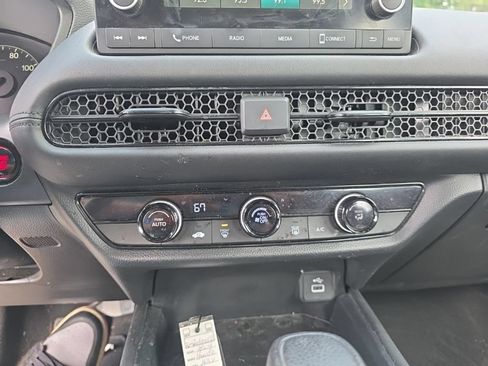 Used 2024 Honda HR-V LX image 16