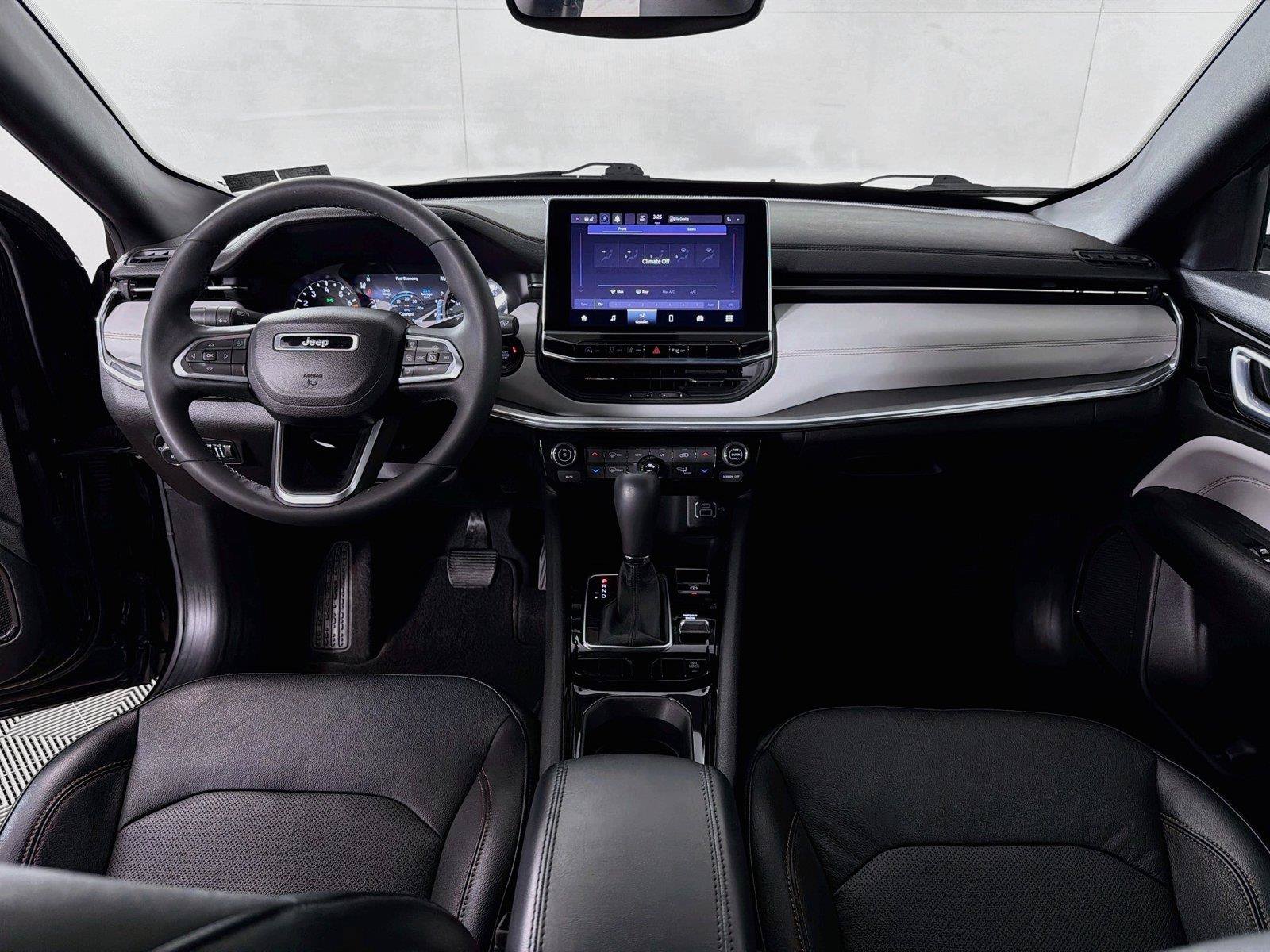 Used 2023 Jeep Compass Limited w/ Elite Group AWD/4WD image 26
