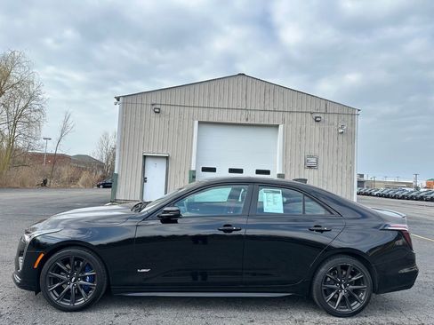 Used 2023 Cadillac CT4 V w/ Super Cruise 2 Package AWD/4WD image 11