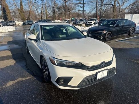 Used 2023 Honda Civic EX image 10