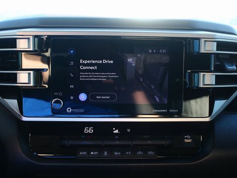 Used 2022 Toyota Tundra SR5 w/ SR5 Convenience Package image 18