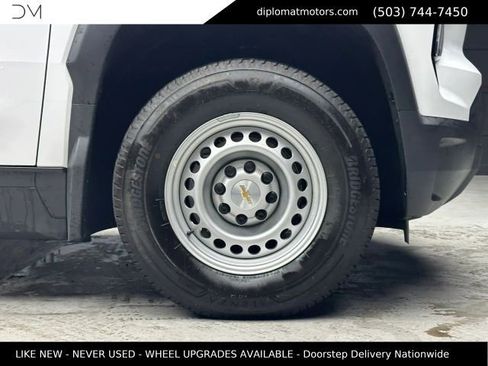 Used 2024 Chevrolet Silverado EV W/T AWD/4WD image 42