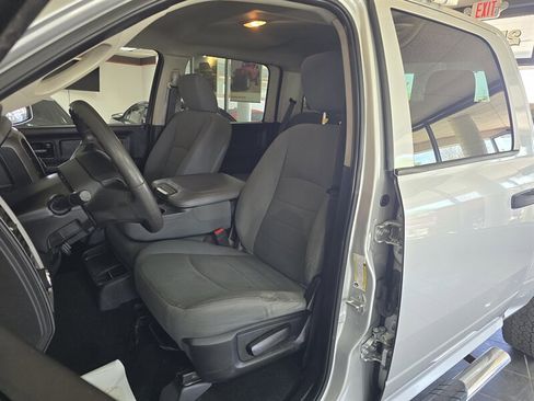 Used 2018 RAM 1500 Tradesman w/ Popular Equipment Group image 9