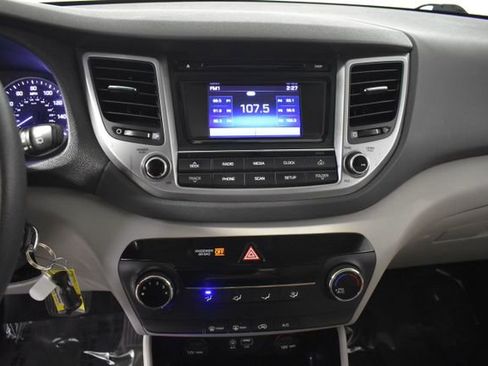 Used 2016 Hyundai Tucson SE FWD image 16