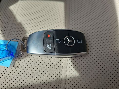 New 2026 Mercedes-Benz GLS 450 4MATIC image 38