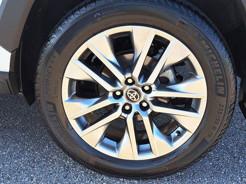 Used 2024 Toyota RAV4 Limited image 5