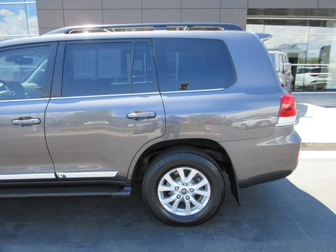Used 2021 Toyota Land Cruiser AWD/4WD image 4