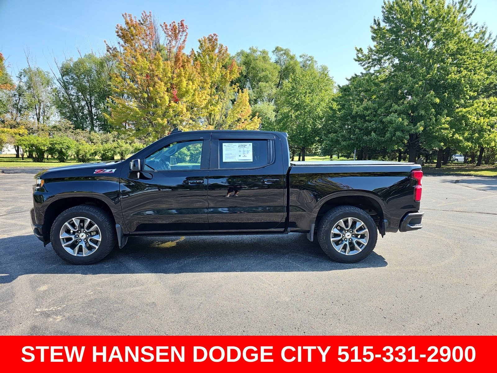 Used 2022 Chevrolet Silverado 1500 RST AWD/4WD image 1
