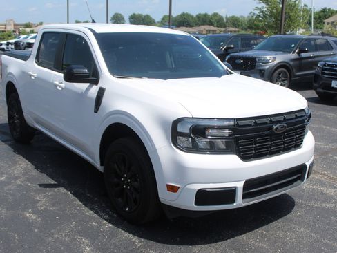 Used 2023 Ford Maverick Lariat w/ Black Appearance Package FWD image 10