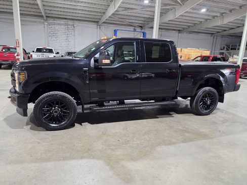 Used 2019 Ford F250 Lariat AWD/4WD image 4