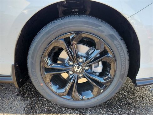 New 2025 Honda Accord SE image 8