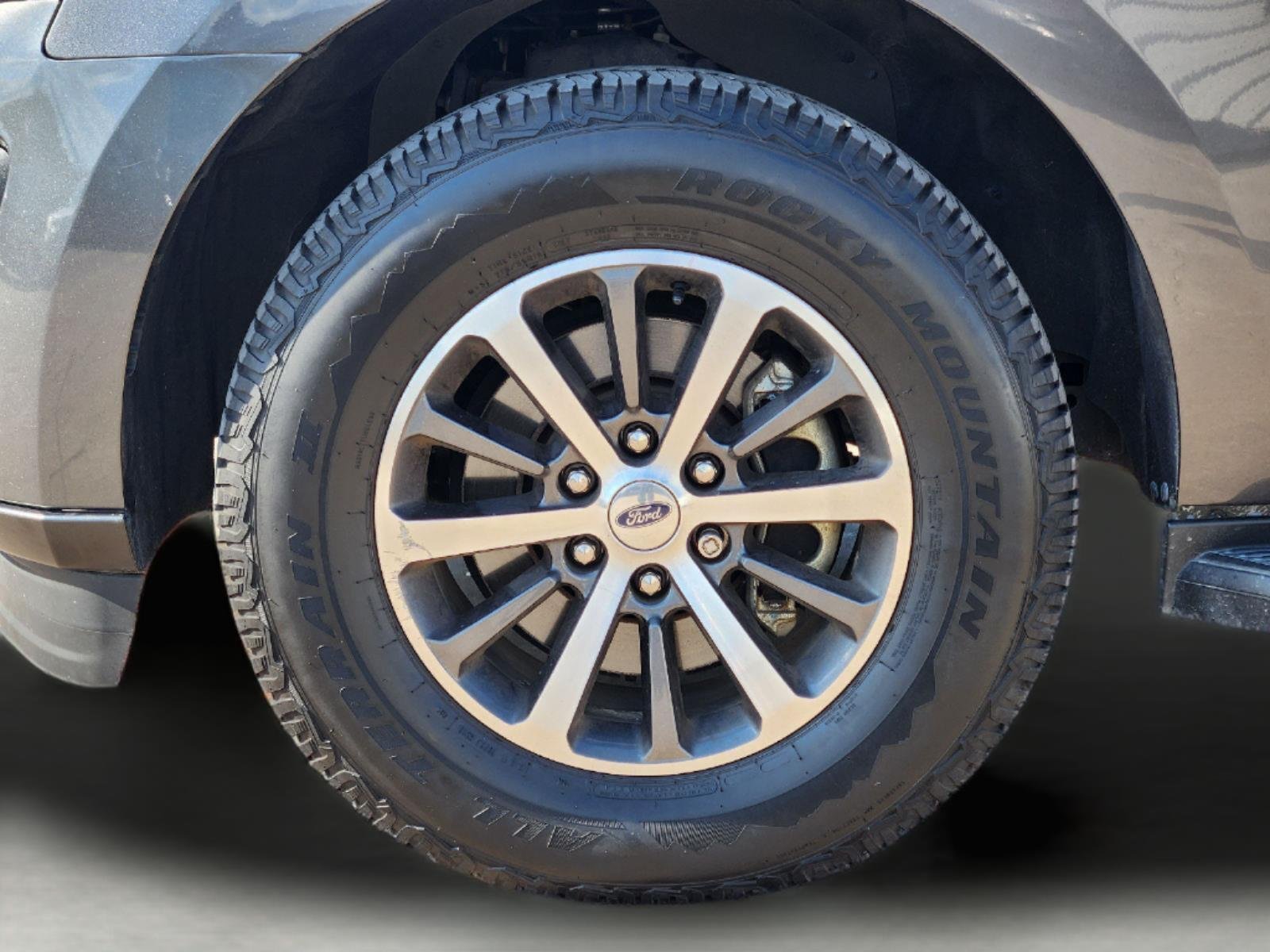 Used 2019 Ford Expedition XLT RWD image 10