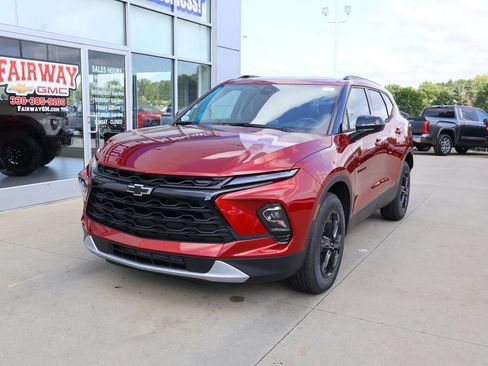 New 2026 Chevrolet Blazer LT w/ Convenience Package AWD/4WD image 6