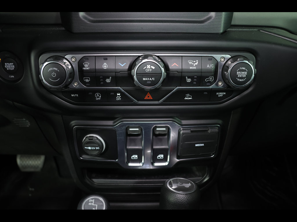 Used 2022 Jeep Wrangler Sport AWD/4WD image 23