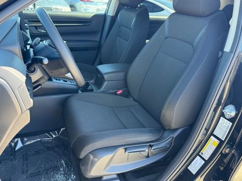 Used 2025 Honda CR-V LX image 13