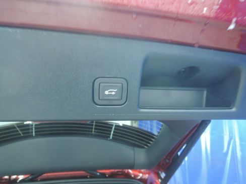 New 2026 Chevrolet Equinox EV LT image 30