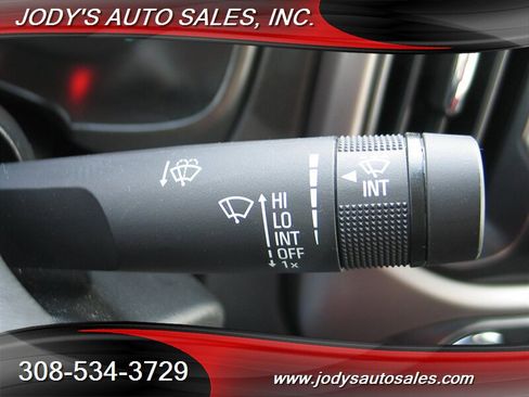 Used 2022 GMC Canyon AT4 w/ Trailering Package image 10