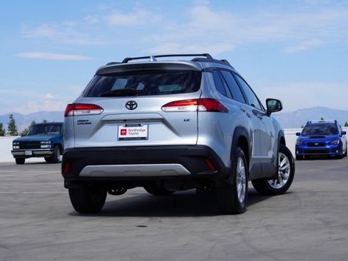 Used 2022 Toyota Corolla Cross LE w/ Moonroof Package FWD image 7