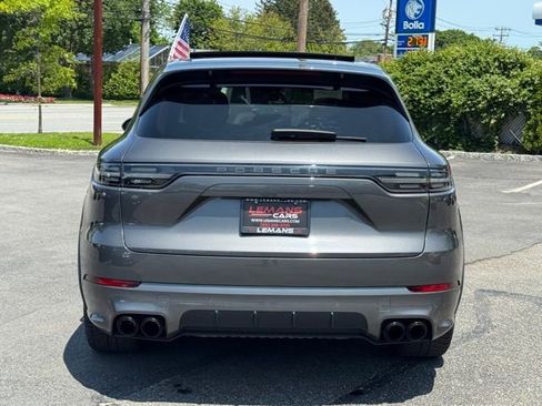 Used 2021 Porsche Cayenne GTS image 6