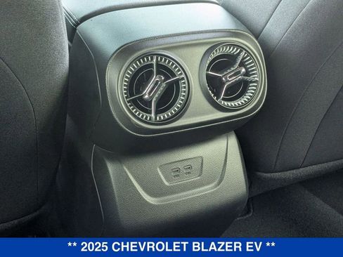 New 2025 Chevrolet Blazer EV LT image 25