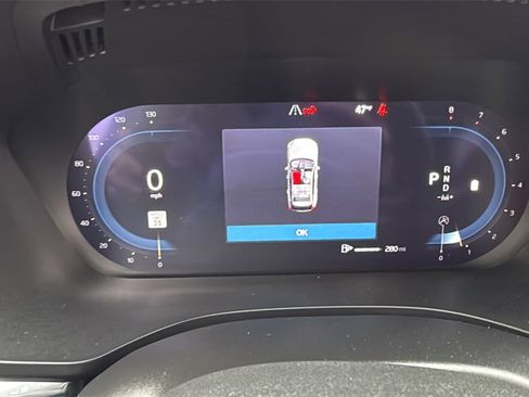 Certified 2025 Volvo XC60 B5 Plus image 16