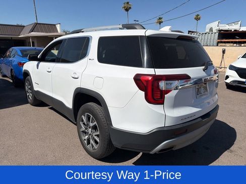 Used 2023 GMC Acadia SLT FWD image 4