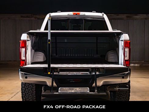 Used 2022 Ford F250 King Ranch w/ King Ranch Ultimate Package image 8