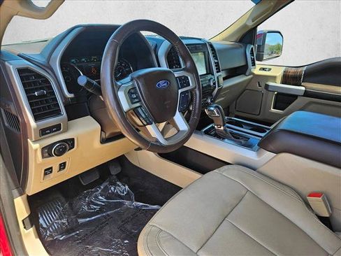 Used 2018 Ford F150 Lariat w/ Equipment Group 502A Luxury AWD/4WD image 9