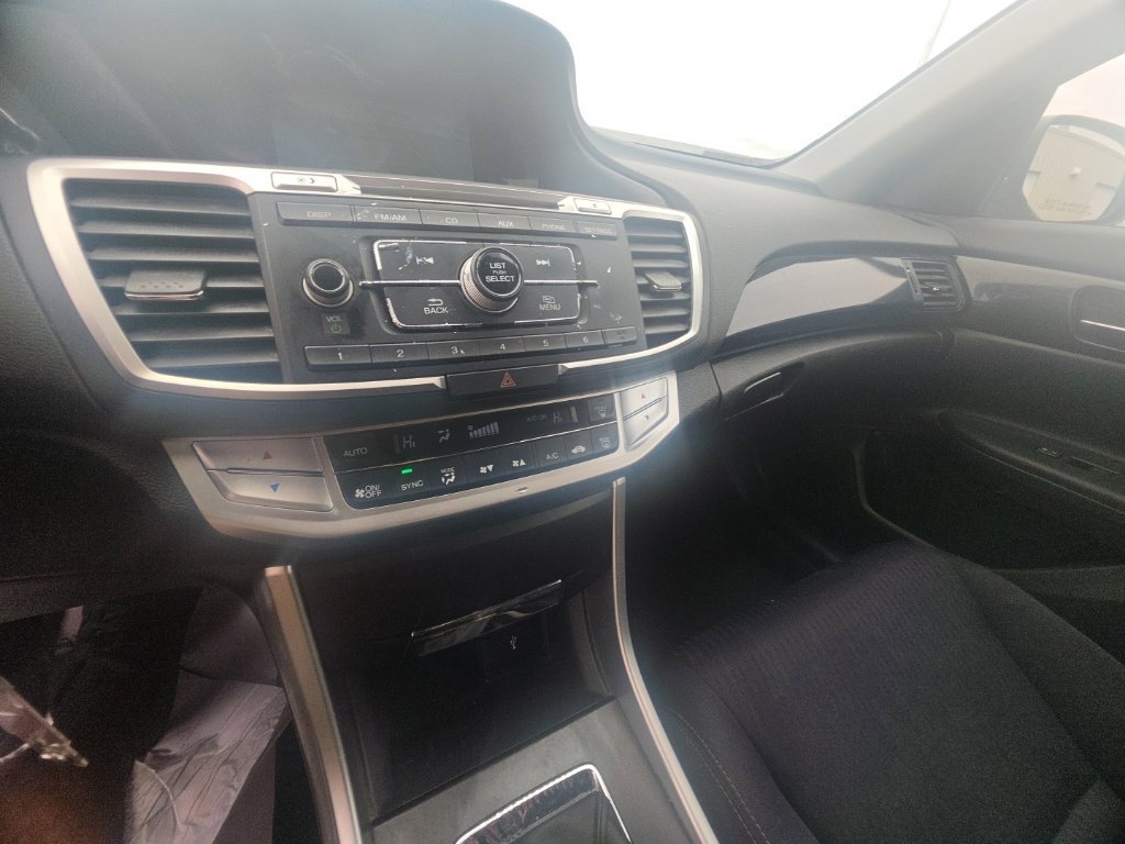 Used 2014 Honda Accord Sport image 21