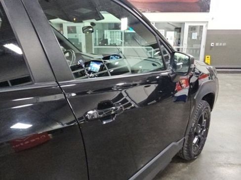 Certified 2023 Subaru Forester Wilderness image 51