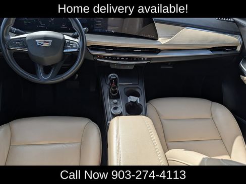 Used 2024 Cadillac XT4 Premium Luxury FWD image 12