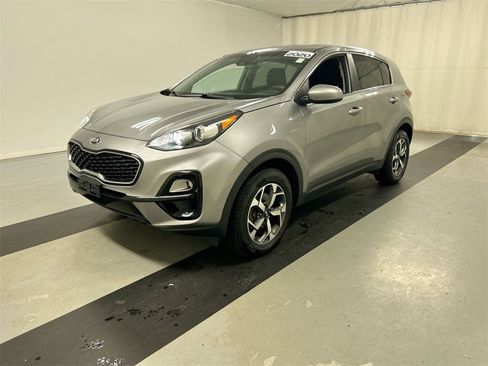 Used 2020 Kia Sportage LX image 5