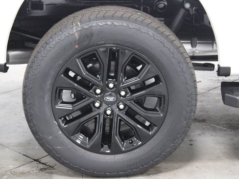 New 2026 Ford F150 Lariat w/ Equipment Group 502A High AWD/4WD image 13