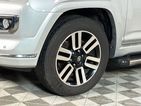 Used 2018 Toyota 4Runner Limited image 4