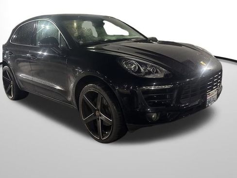 Used 2018 Porsche Macan image 29