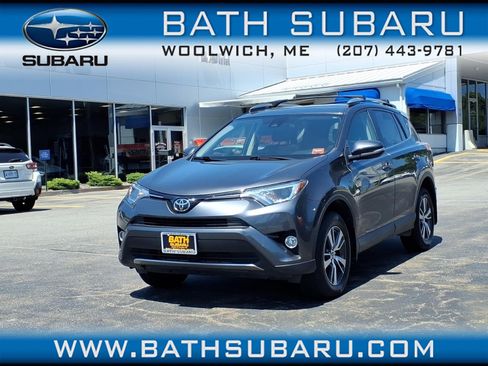 Used 2018 Toyota RAV4 XLE AWD/4WD image 1
