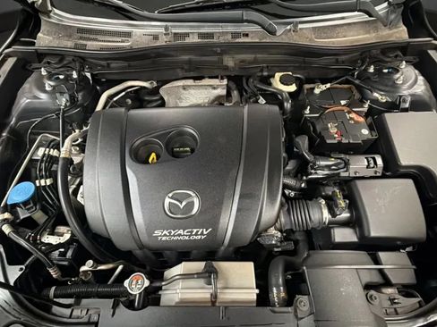 Used 2016 MAZDA MAZDA3 i Sport w/ Preferred Equipment Package FWD image 24