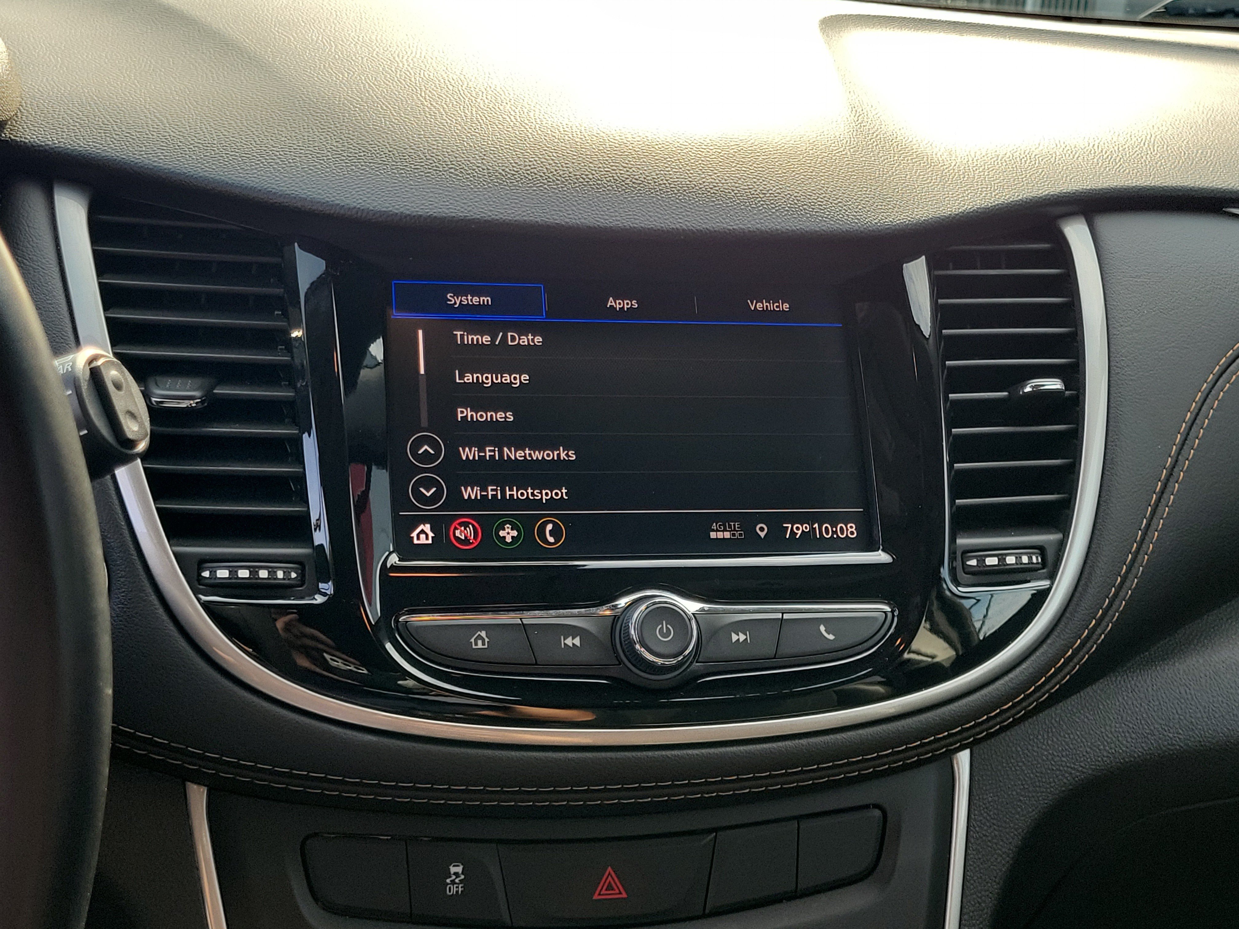Used 2020 Chevrolet Trax LT w/ LT Convenience Package FWD image 26