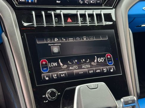 Used 2022 Lamborghini Urus image 58