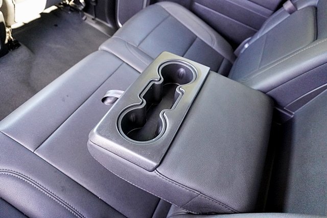Used 2025 GMC Sierra 1500 SLT AWD/4WD image 31