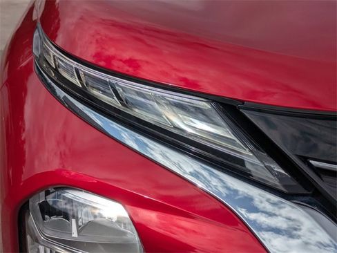 Used 2022 Mitsubishi Outlander SE image 10