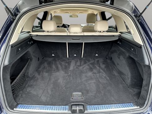 Used 2019 Mercedes-Benz GLC 300 4MATIC image 16